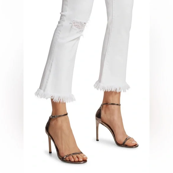 Frame “Le Crop Mid-Rise Mini Bootcut” Jeans in White | Size 23 - Picture 4 of 17